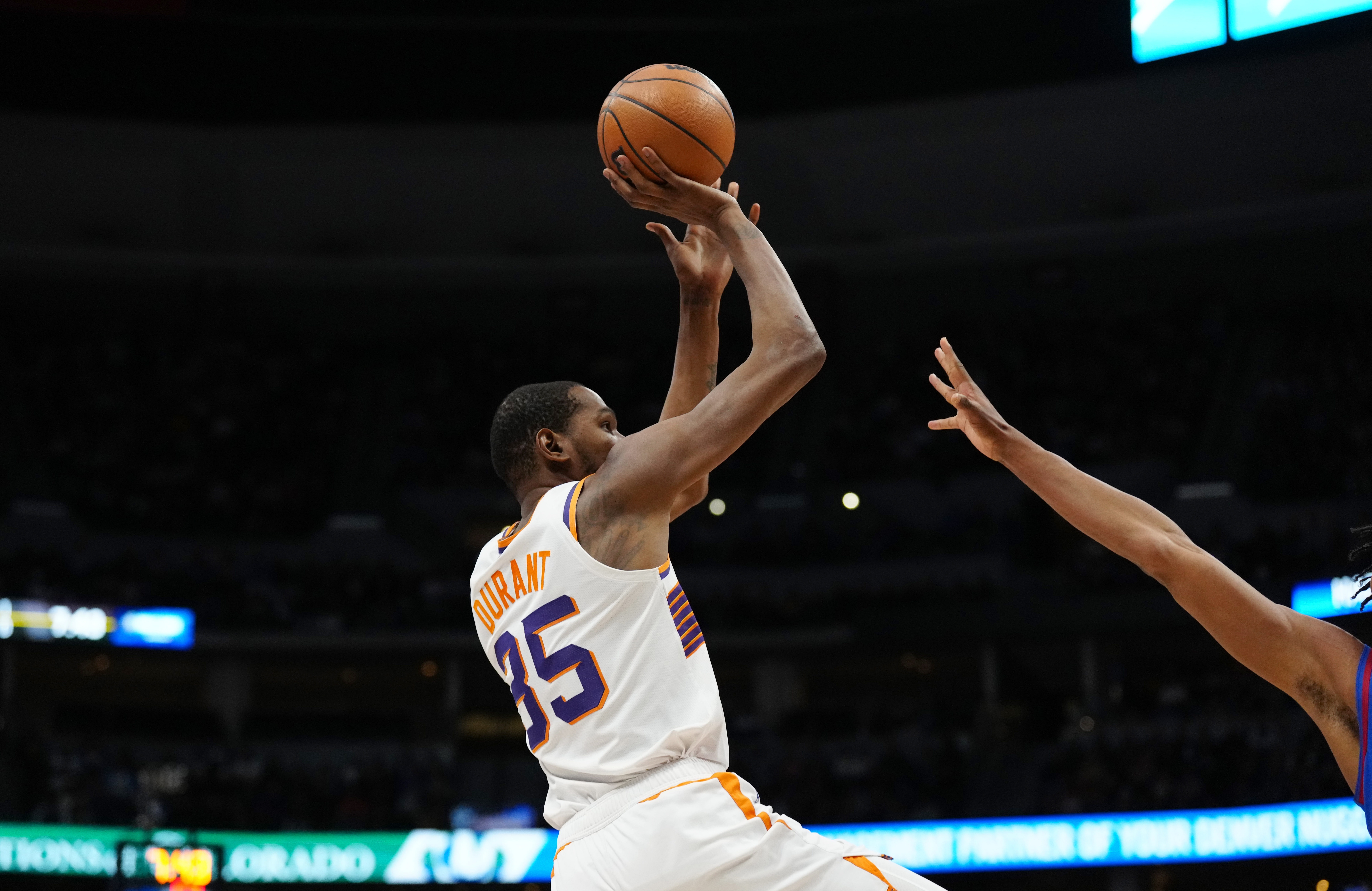 KD:三分将比赛推到新高度 如果你手感不佳时那就别投了