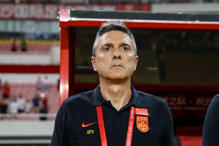  媒体人：U22防守不错但进攻还存在不小的问题，安东尼奥太过保守
